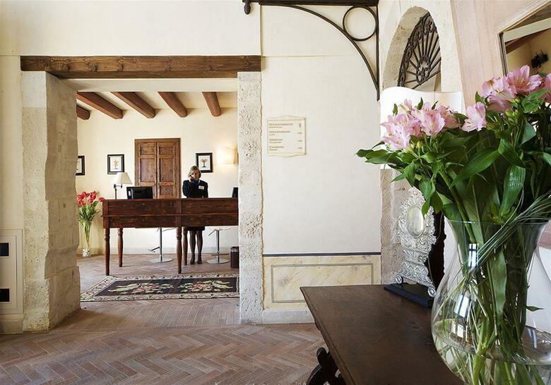Algil� Ortigia Charme Hotel