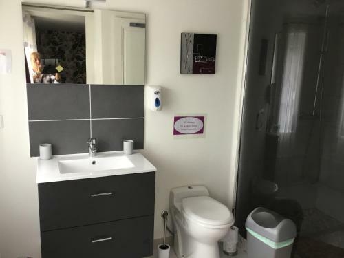 Hostal Les Chambres D'h�tes D'alice Dior