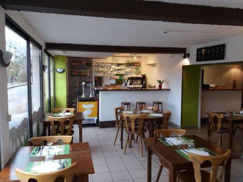 Hotel H�tel-restaurant De L'ecluse 79