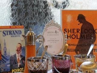 Detective Hotel