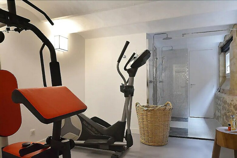 Hostal La Course