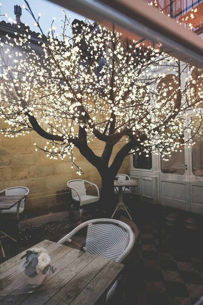 Hostal La Course