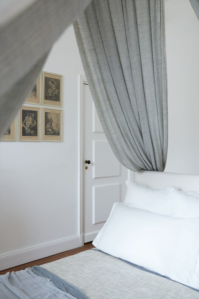 Hostal La Course