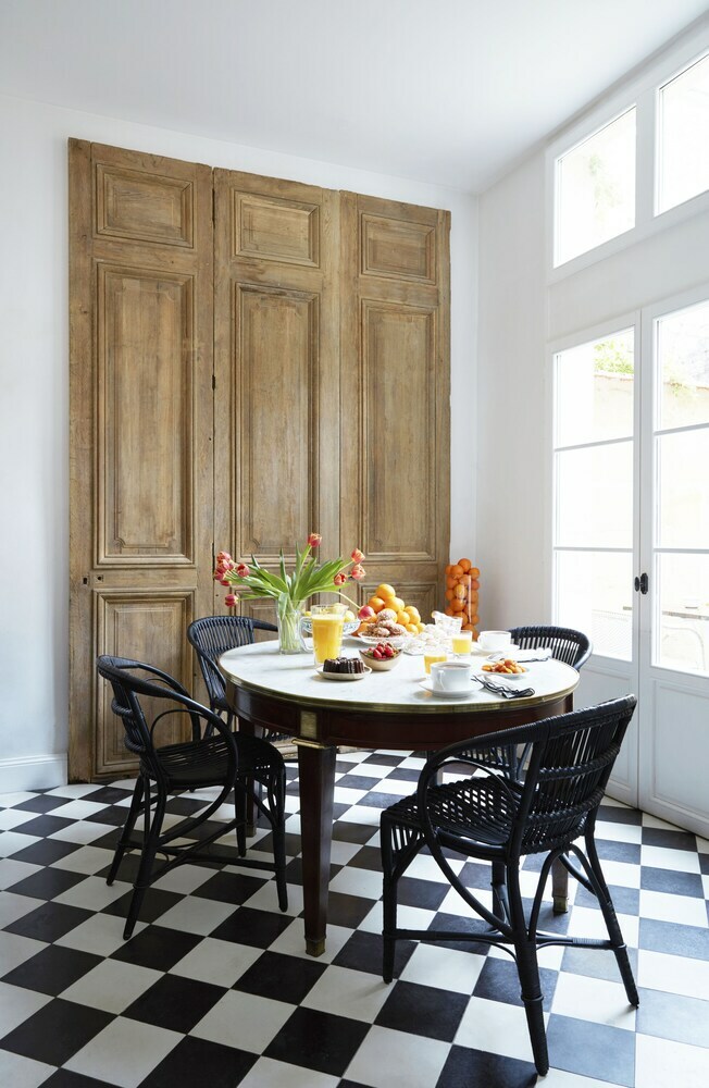 Hostal La Course