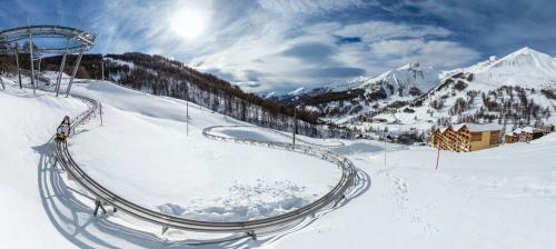 Aparthotel Les Cimes Du Val D'allos
