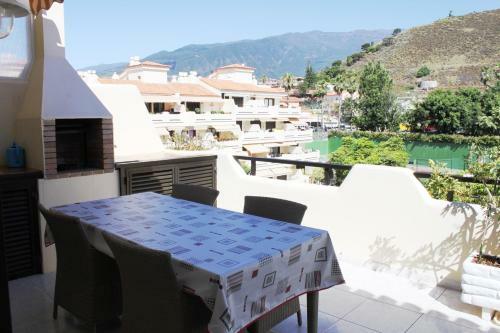 Prime Homes-bright Attic 2bd Apartment