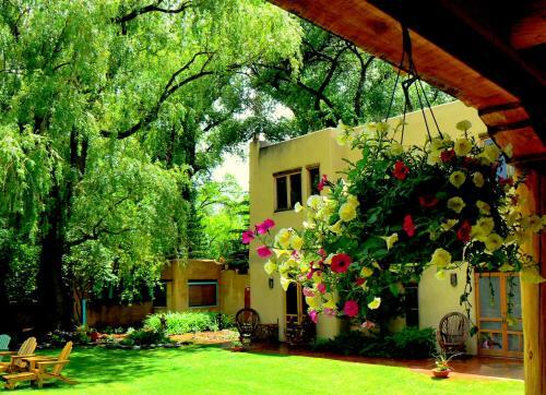 Hacienda Del Sol B&B