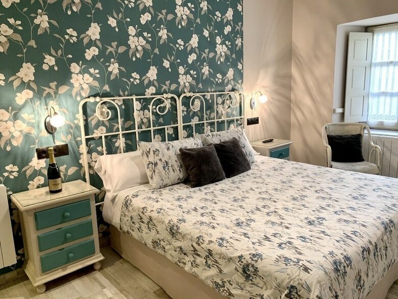 Apartamento Suites Con Jacuzzi Santillana