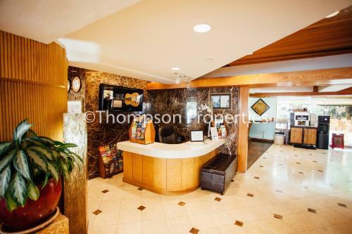 Bamboo Waikiki Apartment