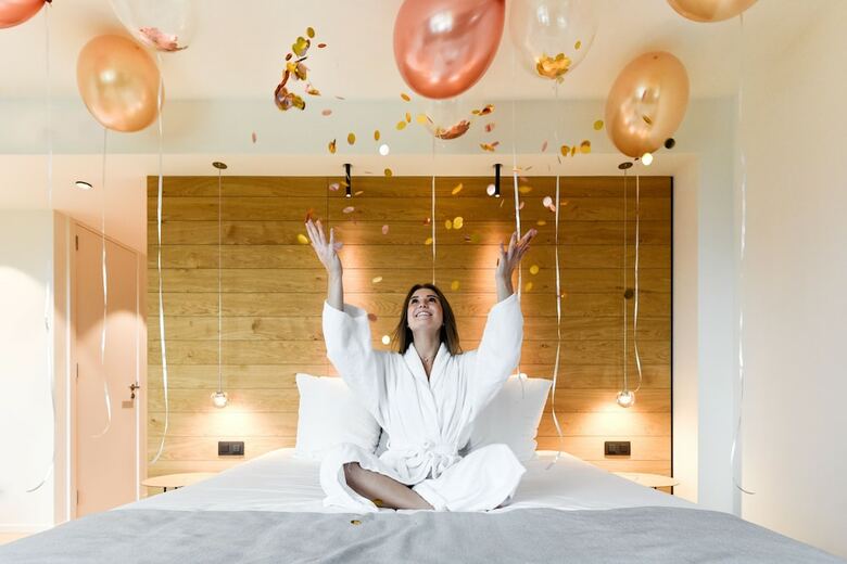 R Hotel Experiences