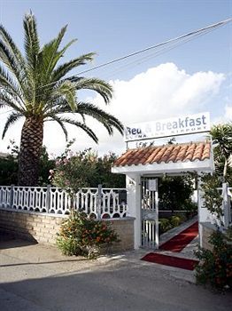 Bed & Breakfast Luana Inn Airport