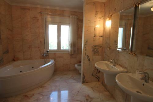 Mimo - Sea View Villa With Private Pool In Moraira-teulada
