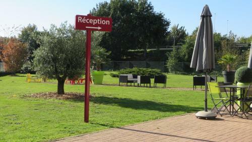 Best Hotel Rouen Est / Val De Reuil