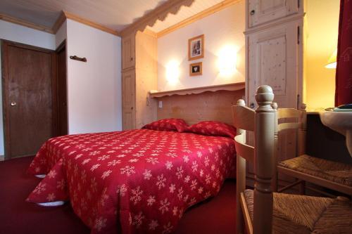 Hotel Alt� N�v�