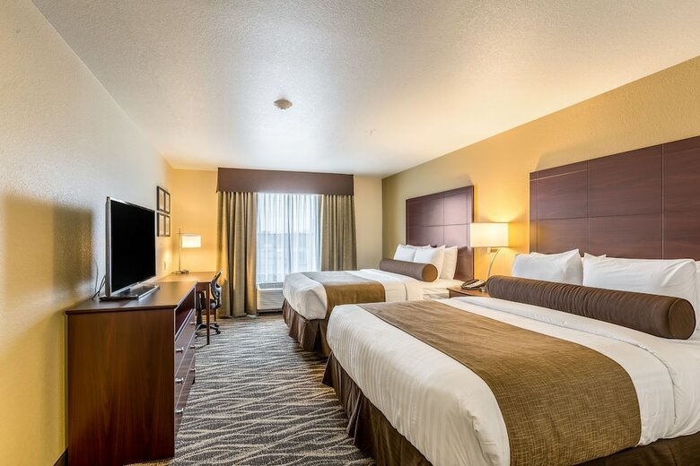 Cobblestone Hotel & Suites - Chippewa Falls