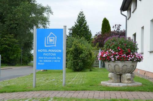 Hostal Hotel-pension Pastow