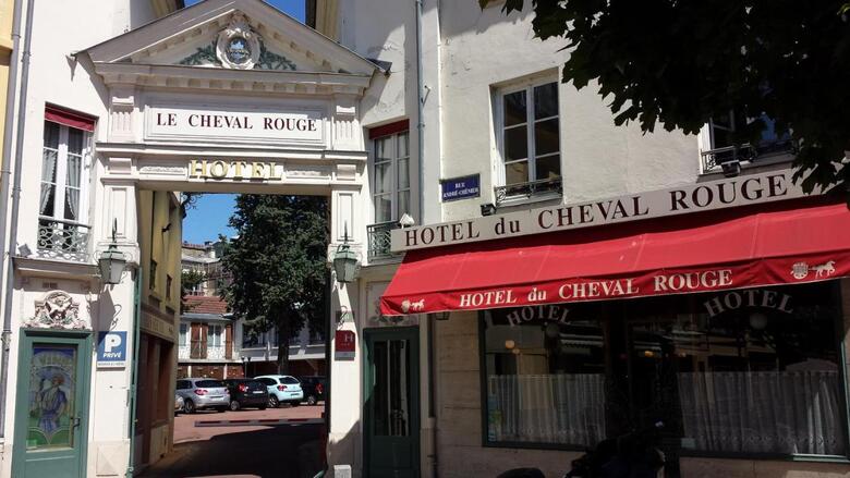 Hotel H�tel Du Cheval Rouge