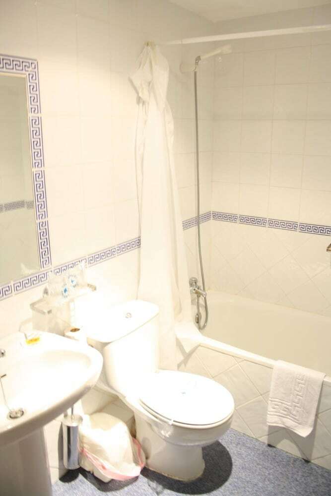 Hotel Hermanos Macias
