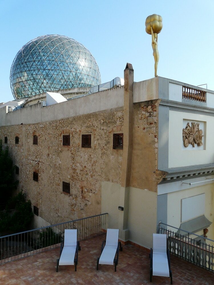 The Museum Apartments
