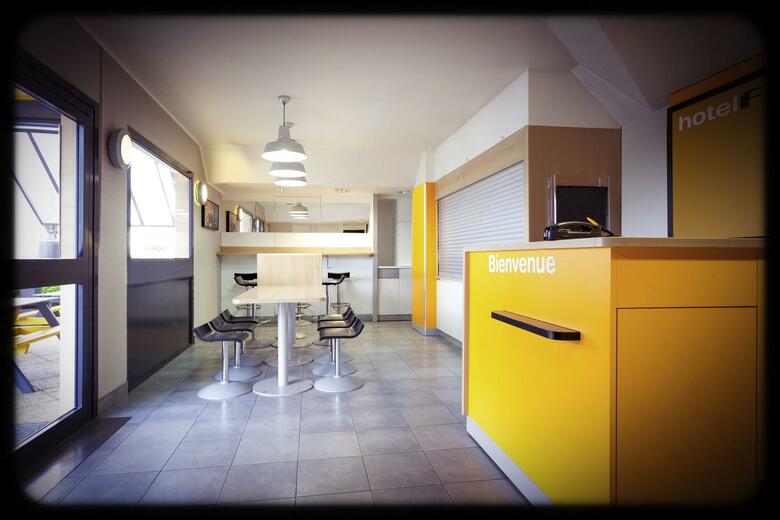 Hotel Kyriad Direct Dijon Sud - Chenove