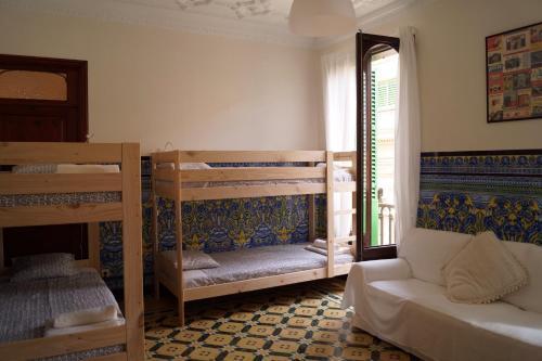 Hostel Pura Vida - Albergue Juvenil