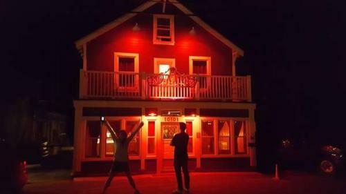 Albergue Redlight