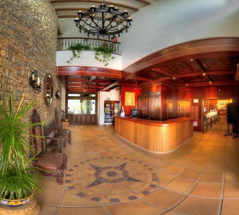 Hotel Porfirio