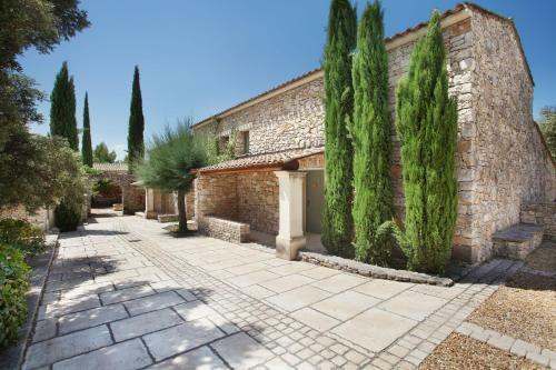 Aparthotel La Bastide Des Ch�nes
