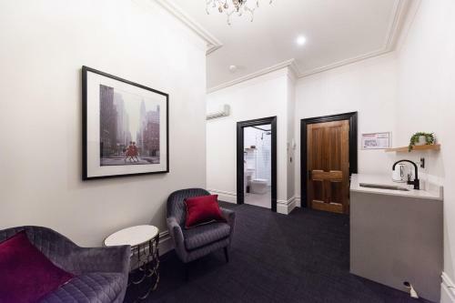 East Brunswick Hotel