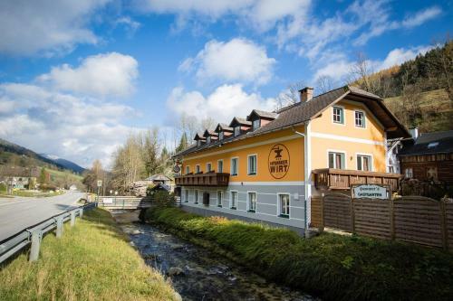 Posada Gasthof Zum Hammer