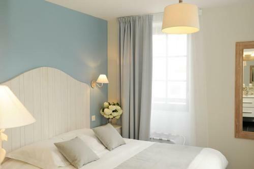 Hotel H�tel Du Commerce Le Galion