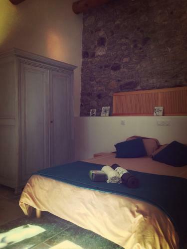 Hostal The Rhone Retreat