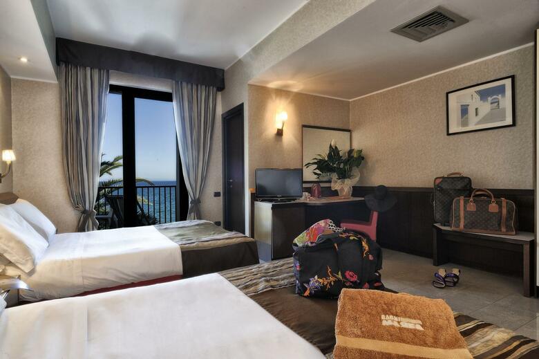 Mare Hotel