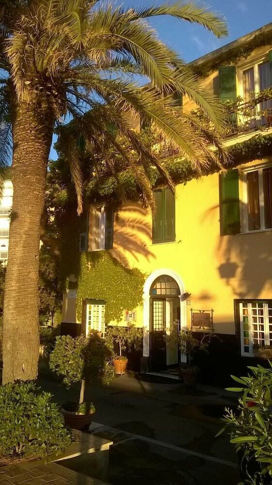 Hotel Beau Rivage