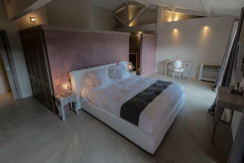Hotel La Bastide Du Clos Des Roses - Chc