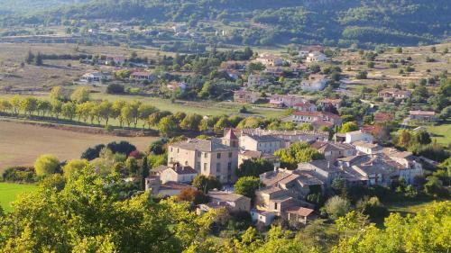 Bed & Breakfast Le Mas Des Ferrayes