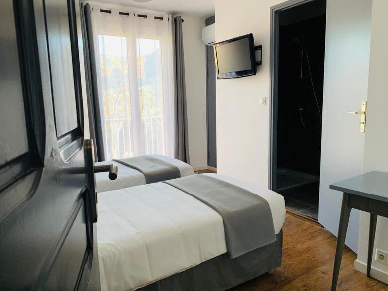 Hotel H�tel Les Arbousiers