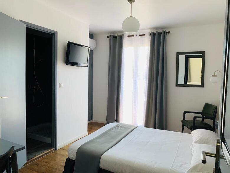 Hotel H�tel Les Arbousiers