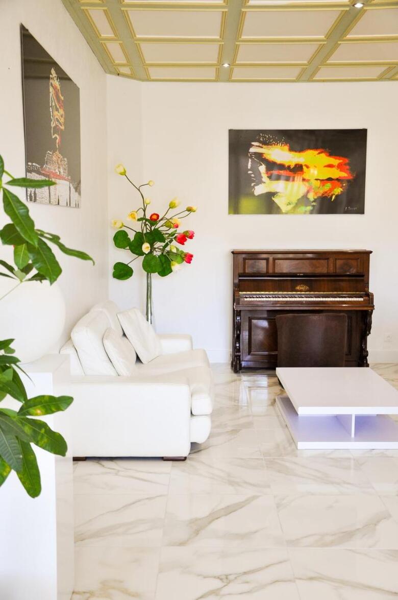 Hotel H�tel Les Arbousiers