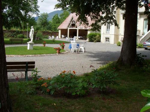 Hotel H�tel Castel De La Pique