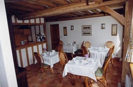 Hotel L'orangerie De Raray