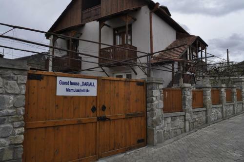 Hostal Guesthouse Dariali