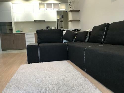 Apartment On Iunkerta Street