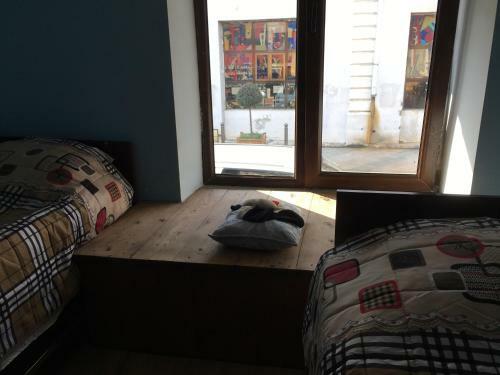 Hostal Elefhteria Guest House