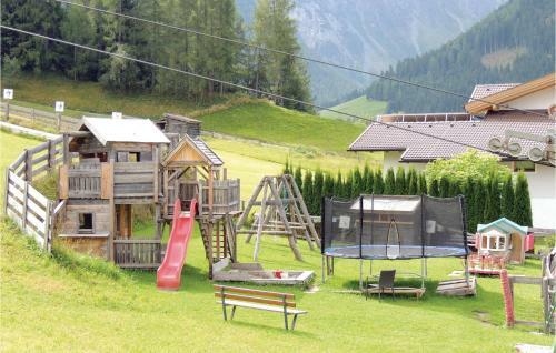 Four-bedroom Apartment In Kartitsch