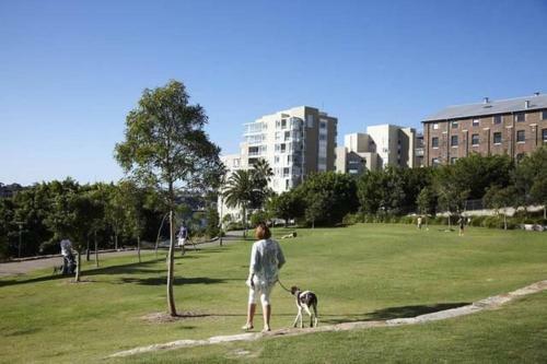 Apartamento Thriving City Location, Dining Hub