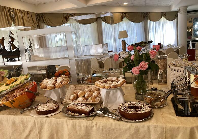 Domizia Palace Hotel