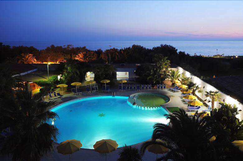 Hotel Marina Club
