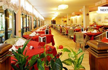 Park Hotel Oasi