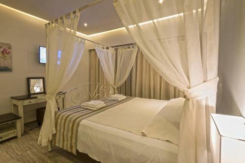 Princess Irini Sea Front Aparthotel